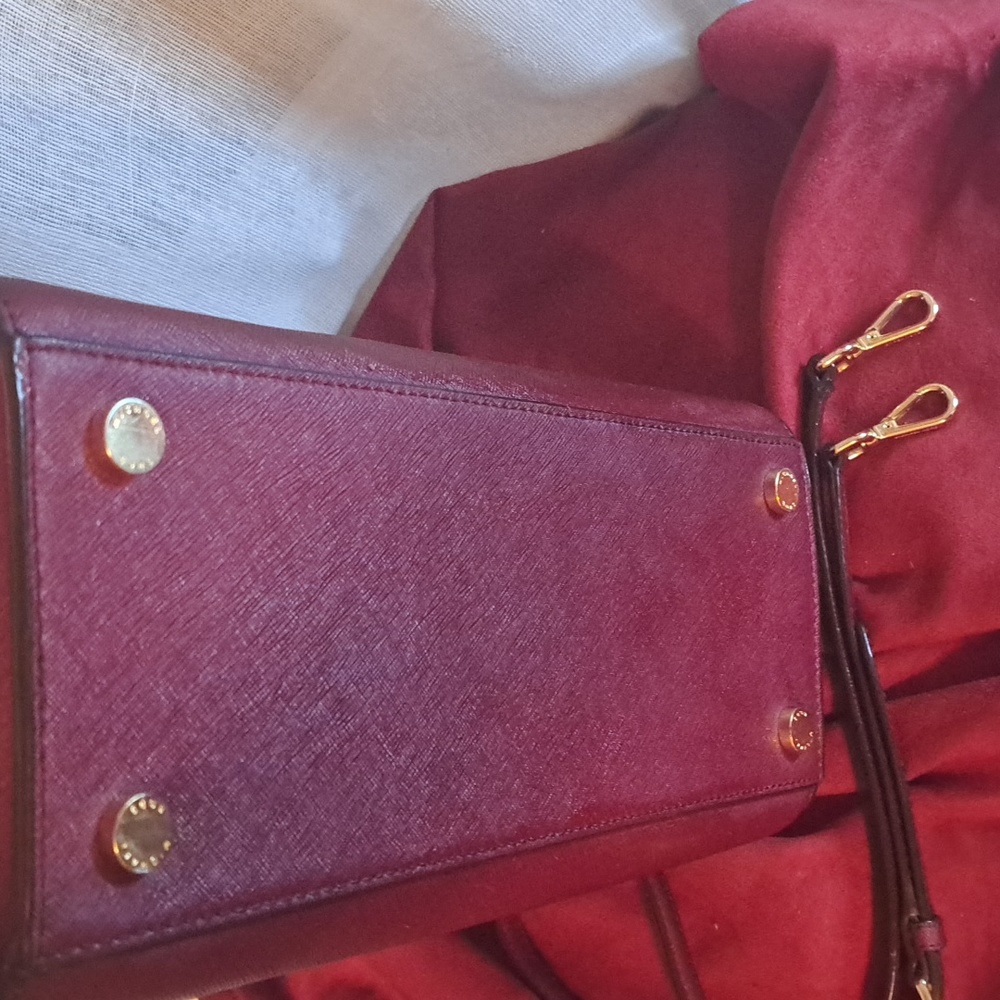 Michael Kors Burgundy Satchel or Crossbody Excellent Condition Like New - Picture 7 of 12
